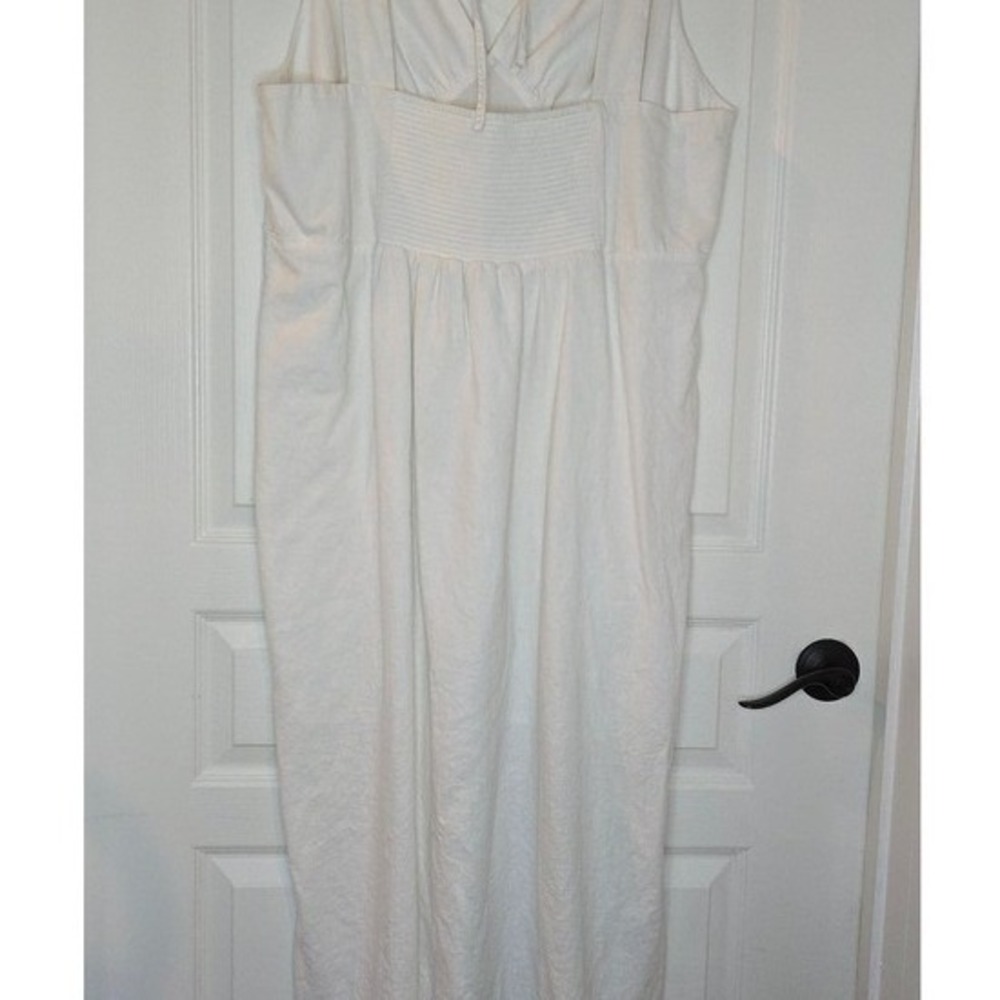 Old Navy White Linen Blend V-Neck Maxi Dress Sleeveless Smocked Back XXL - Picture 3 of 6